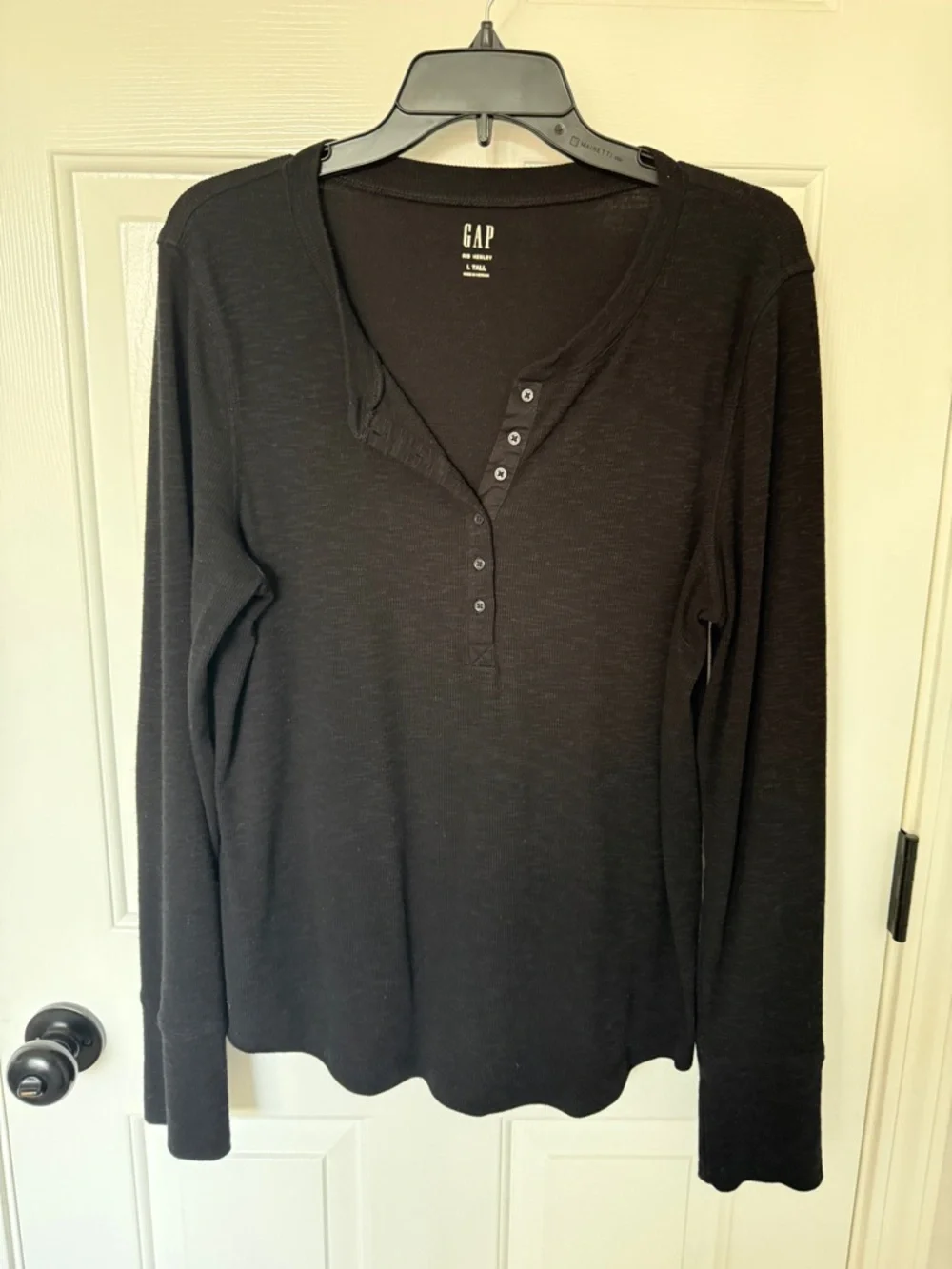 Lot of 2 Gap Ribbed Henley tops  L Tall - Picture 2 of 4
